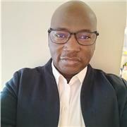 Transmettre savoirs et passion en économie et autres matières pour inspirer les générations futures.